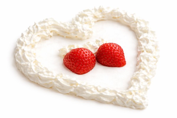 Zemenes ar putukrÄ“juma sirdi